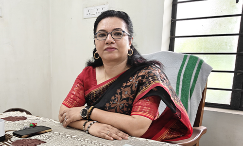 <b>Dr. Nisha. M</b>